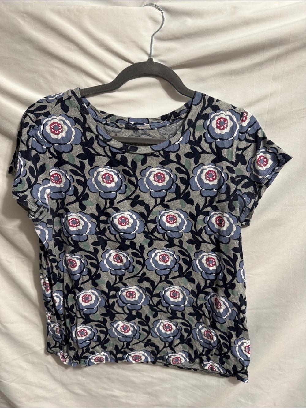 LOFT Gray Floral Short Sleeve Tee with Blue and Pink Accents